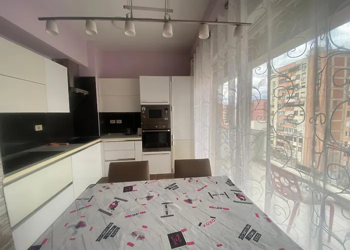 Valeur Penthouse Center